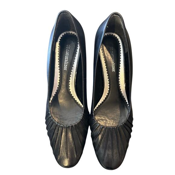 Women's Naturalizer Allie Black Leather Pumps 805N41 Size 8.5 M, EUC - Picture 1 of 5